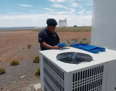 ezgif.com-resize (3)